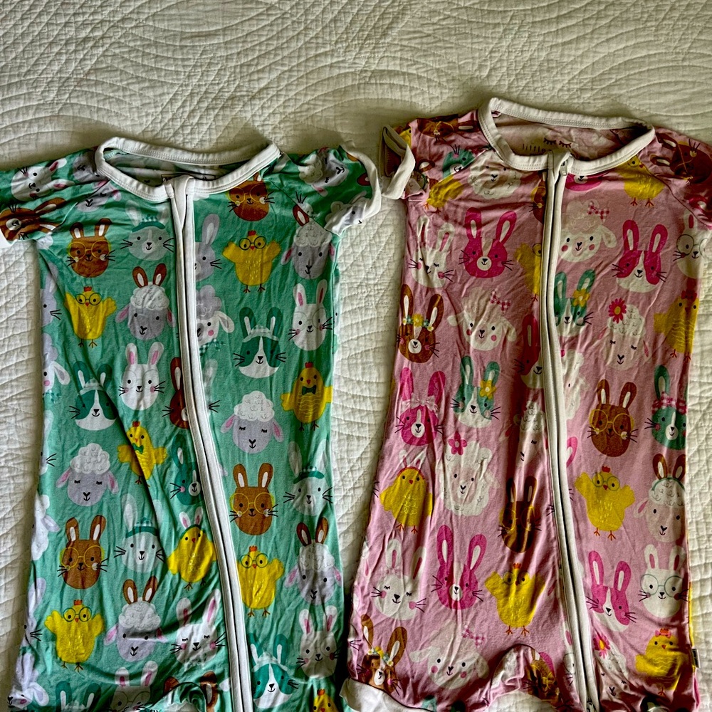 Little sleepies, 18-24 months, zipper shorts romper, limited edition bunnies
